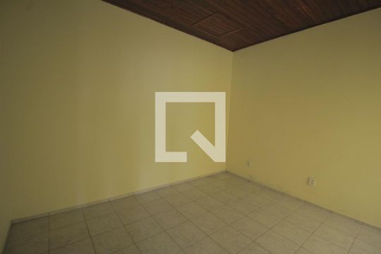 Quarto 2 de casa à venda com 3 quartos, 300m² em Sarandi, Porto Alegre