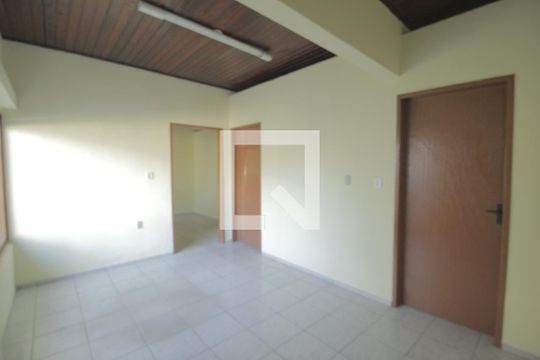 Sala de casa à venda com 3 quartos, 300m² em Sarandi, Porto Alegre