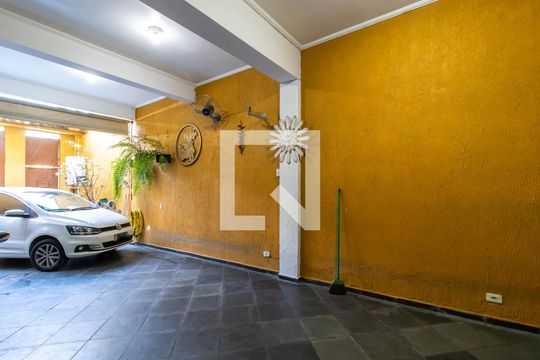 Garagem de casa à venda com 4 quartos, 200m² em Vila Dom Pedro Ii, São Paulo
