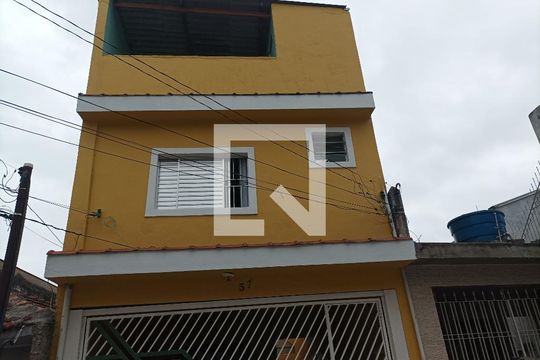 Fachada do Prédio de casa à venda com 4 quartos, 190m² em Jardim Thealia, São Paulo