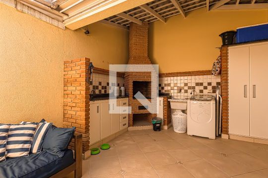 Área de Serviço de casa para alugar com 3 quartos, 170m² em Jardim São Jorge, Guarulhos