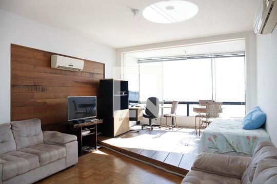 Apartamento à venda com 4 quartos, 148m² em Centro Histórico, Porto Alegre