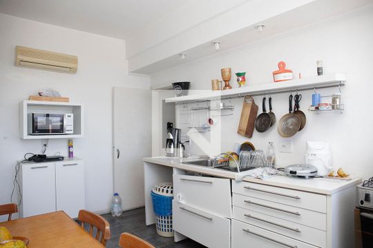 Apartamento à venda com 4 quartos, 148m² em Centro Histórico, Porto Alegre