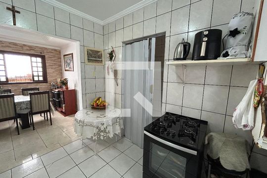 Cozinha de casa para alugar com 4 quartos, 90m² em Vila Rosália, Guarulhos