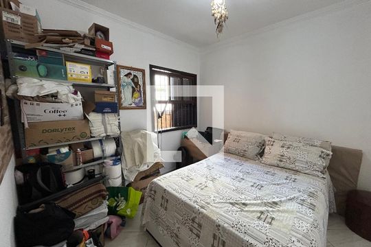 Quarto 1 de casa para alugar com 4 quartos, 90m² em Vila Rosália, Guarulhos