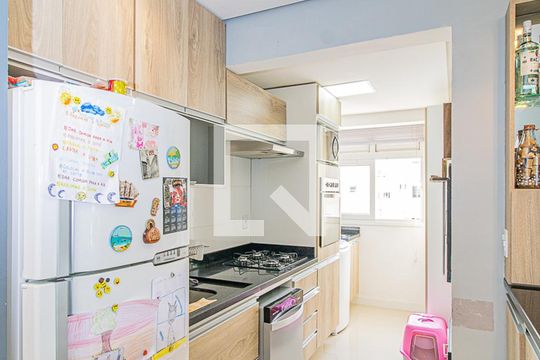 Cozinha de apartamento à venda com 3 quartos, 87m² em Centro, Canoas