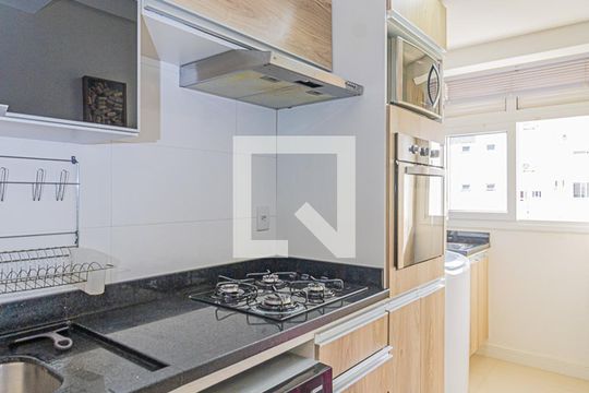 Cozinha e Área de Serviço de apartamento à venda com 3 quartos, 87m² em Centro, Canoas