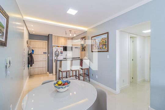 Sala de apartamento à venda com 3 quartos, 87m² em Centro, Canoas