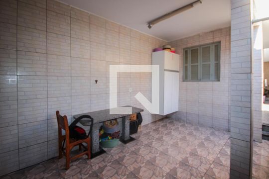 Piso T - Quintal de casa à venda com 2 quartos, 150m² em Vila Moraes, São Paulo