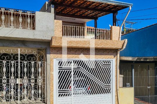 Fachada de casa à venda com 2 quartos, 150m² em Vila Moraes, São Paulo
