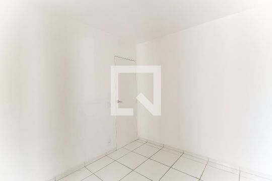 Quarto 1 de apartamento para alugar com 2 quartos, 45m² em Vila Taquari, São Paulo