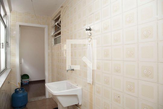 Área de Serviço de apartamento para alugar com 2 quartos, 70m² em Partenon, Porto Alegre