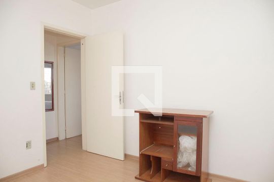 Quarto 2 de apartamento para alugar com 2 quartos, 70m² em Partenon, Porto Alegre