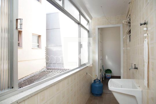 Área de Serviço de apartamento para alugar com 2 quartos, 70m² em Partenon, Porto Alegre