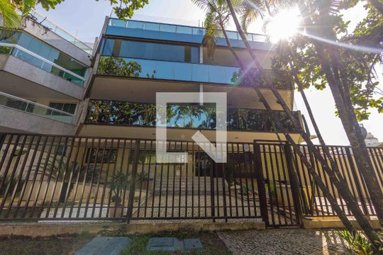Fachada de apartamento à venda com 3 quartos, 111m² em Recreio dos Bandeirantes, Rio de Janeiro