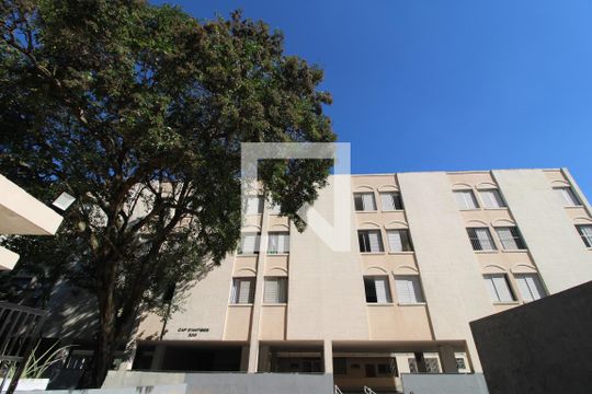 Fachada de apartamento para alugar com 2 quartos, 43m² em Vila Santana, São Paulo