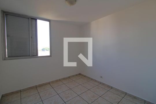 Quarto 1 de apartamento para alugar com 2 quartos, 43m² em Vila Santana, São Paulo