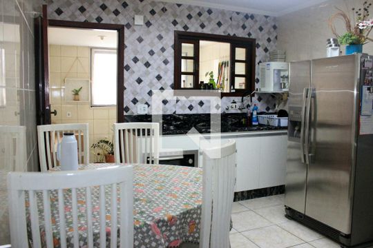 Cozinha de casa à venda com 4 quartos, 110m² em Macedo, Guarulhos