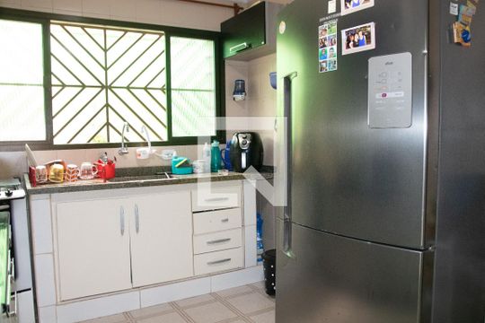 Cozinha de casa à venda com 5 quartos, 200m² em Vila Medeiros, São Paulo
