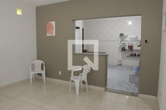 Sala (casa 01) de casa para alugar com 6 quartos, 35m² em Jardim dos Oliveiras, Campinas