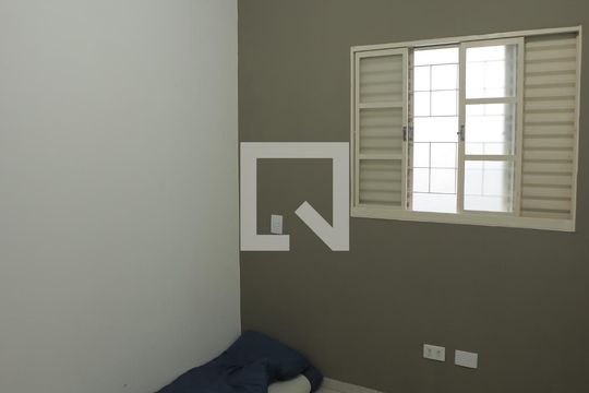 Quarto 1 (casa 01) de casa para alugar com 6 quartos, 35m² em Jardim dos Oliveiras, Campinas