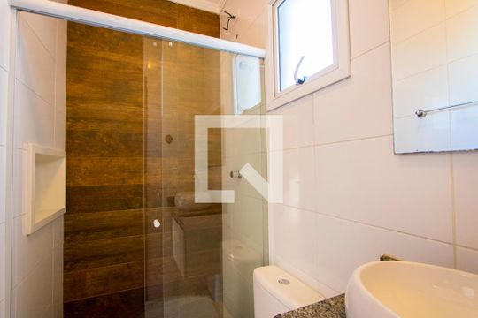 Banheiro de apartamento para alugar com 2 quartos, 88m² em Vila Tibiriçá, Santo André