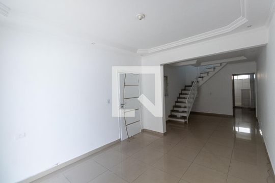 Casa à venda com 3 quartos, 120m² em Parque Cisper, São Paulo