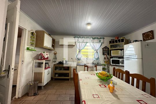 Cozinha de casa à venda com 3 quartos, 65m² em Santos Dumont, São Leopoldo
