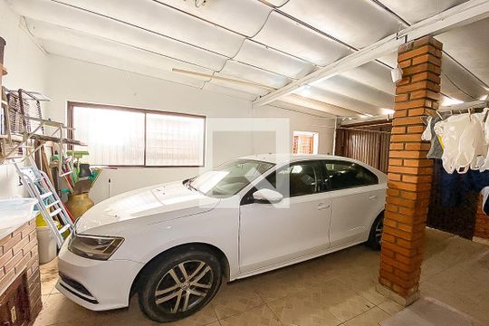 Garagem de casa para alugar com 4 quartos, 145m² em Liberdade, Novo Hamburgo