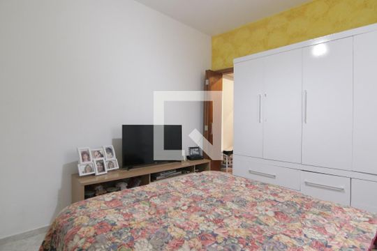 quarto 2 de casa para alugar com 5 quartos, 375m² em Vila Santa Lucia, São Paulo