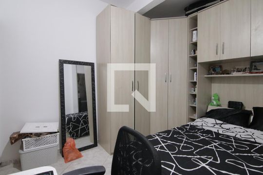 quarto 1 de casa para alugar com 5 quartos, 375m² em Vila Santa Lucia, São Paulo