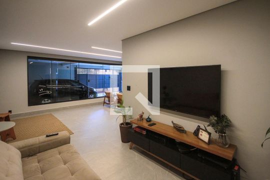 Sala de casa à venda com 4 quartos, 320m² em Jardim Avelino, São Paulo