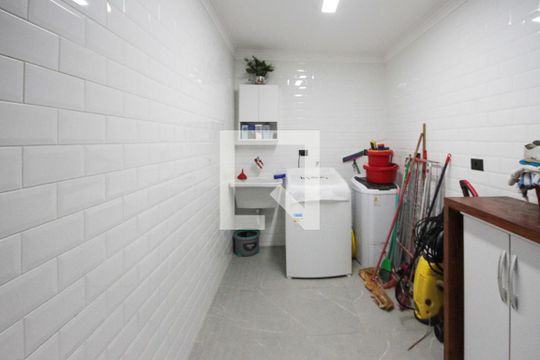 Área de Serviço de casa à venda com 4 quartos, 320m² em Jardim Avelino, São Paulo
