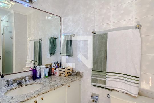 Banheiro da Suíte de apartamento à venda com 3 quartos, 100m² em Vila Regente Feijó, São Paulo