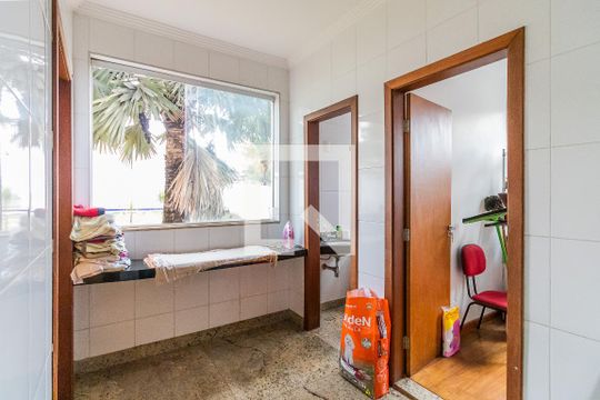 Área de Serviço de casa à venda com 6 quartos, 700m² em Bandeirantes (pampulha), Belo Horizonte