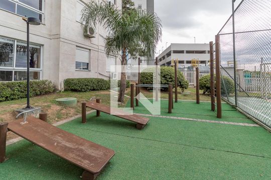 Área comum de apartamento para alugar com 3 quartos, 90m² em Rubem Berta, Porto Alegre