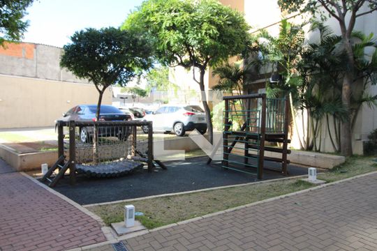 Garagem de apartamento à venda com 2 quartos, 55m² em Jardim Independência, São Paulo