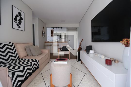 Sala/Cozinha de apartamento para alugar com 2 quartos, 65m² em Jardim Ampliação, São Paulo