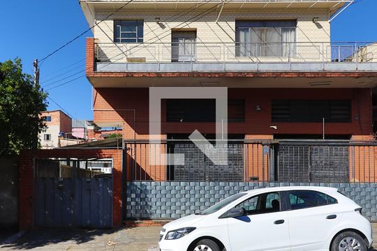 Fachada de casa à venda com 3 quartos, 320m² em Santa Cruz, Belo Horizonte