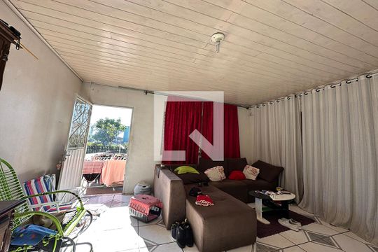 Sala de casa para alugar com 3 quartos, 180m² em Santo Afonso, Novo Hamburgo