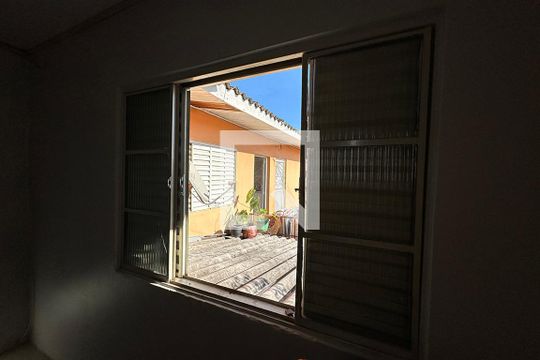Detalhe de casa para alugar com 3 quartos, 180m² em Santo Afonso, Novo Hamburgo