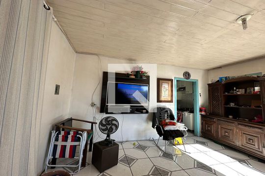 Sala de casa para alugar com 3 quartos, 180m² em Santo Afonso, Novo Hamburgo
