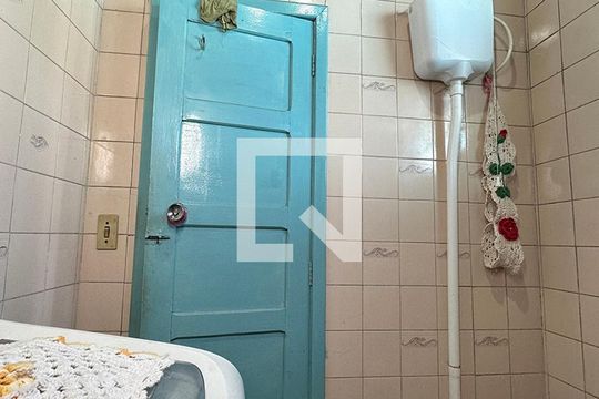 Banheiro de casa para alugar com 3 quartos, 180m² em Santo Afonso, Novo Hamburgo