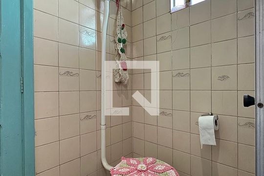 Banheiro de casa para alugar com 3 quartos, 180m² em Santo Afonso, Novo Hamburgo