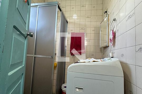 Banheiro de casa para alugar com 3 quartos, 180m² em Santo Afonso, Novo Hamburgo