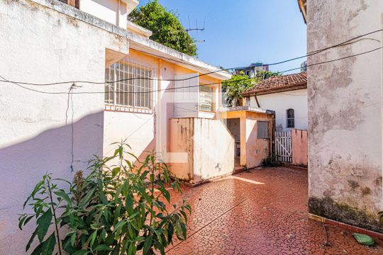 Quintal de casa à venda com 5 quartos, 260m² em Vila Indiana, São Paulo