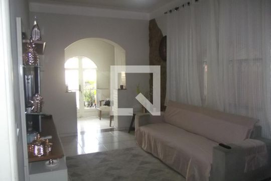 Casa à venda com 4 quartos, 300m² em Engenho de Dentro, Rio de Janeiro