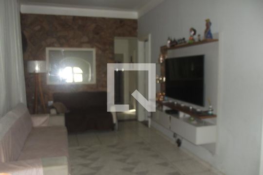 Casa à venda com 4 quartos, 300m² em Engenho de Dentro, Rio de Janeiro
