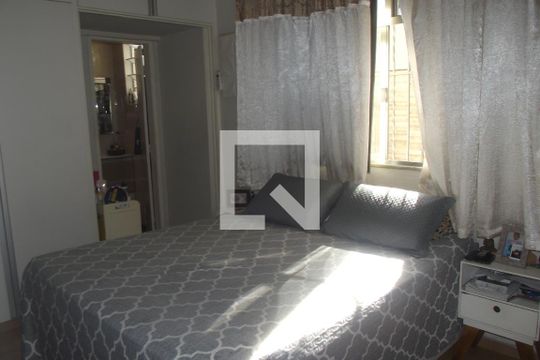Quarto 2 de casa à venda com 4 quartos, 300m² em Engenho de Dentro, Rio de Janeiro