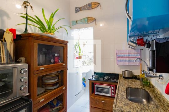 Cozinha  de apartamento para alugar com 1 quarto, 55m² em Leblon, Rio de Janeiro